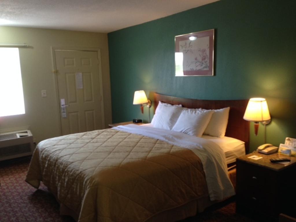 Mid Ohio Inn Bellville Habitación foto